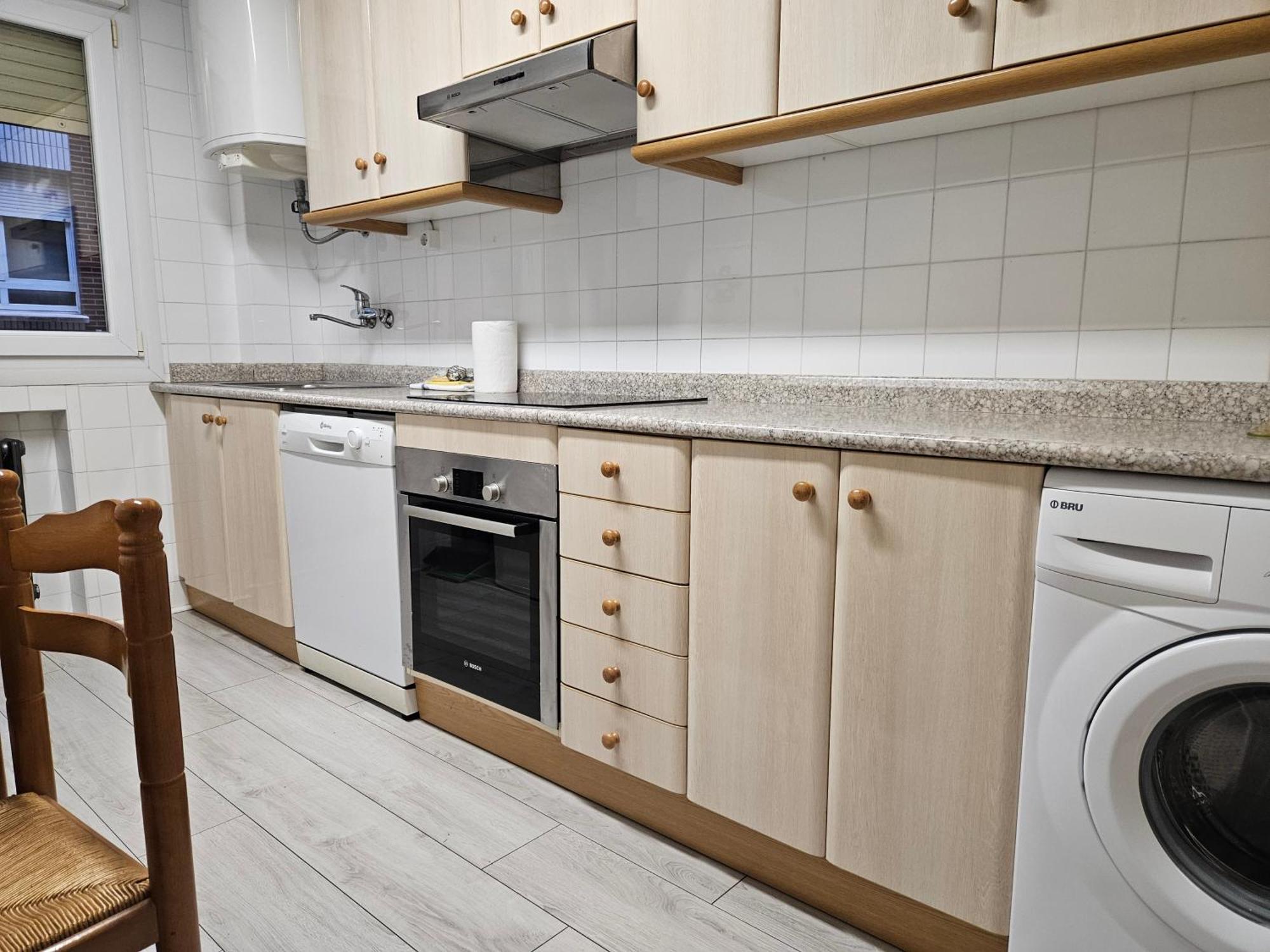 108A Apartamento De 3 Habitaciones Con Terraza Gijón Exterior foto